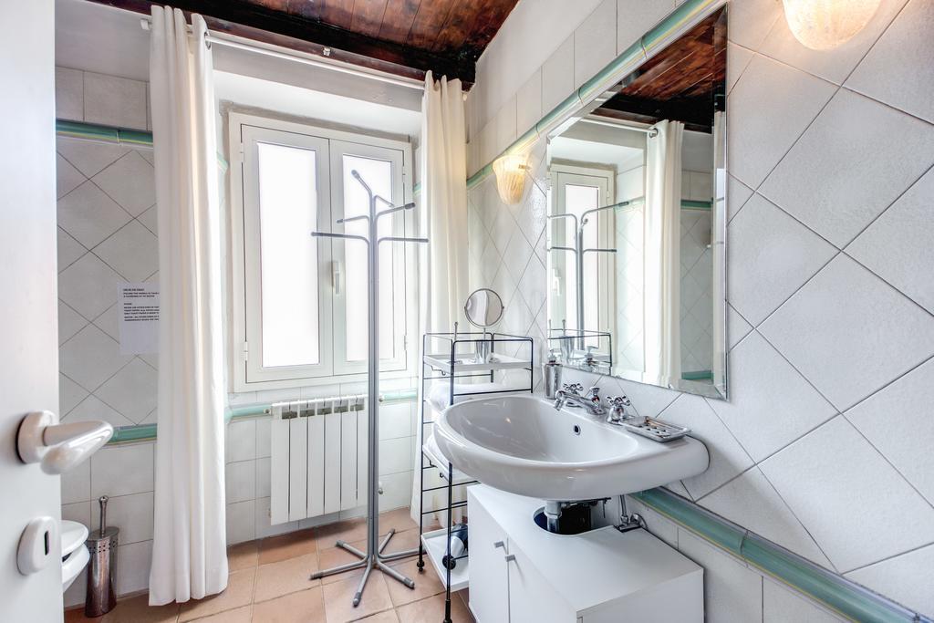Frangipane Apartment 로마 객실 사진