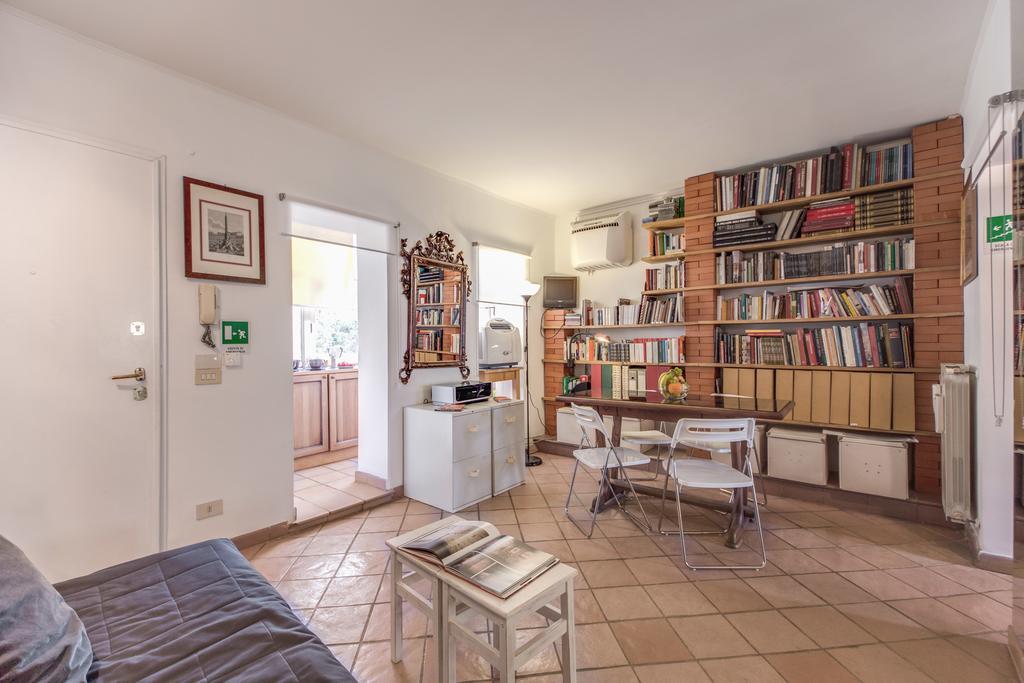 Frangipane Apartment 로마 객실 사진